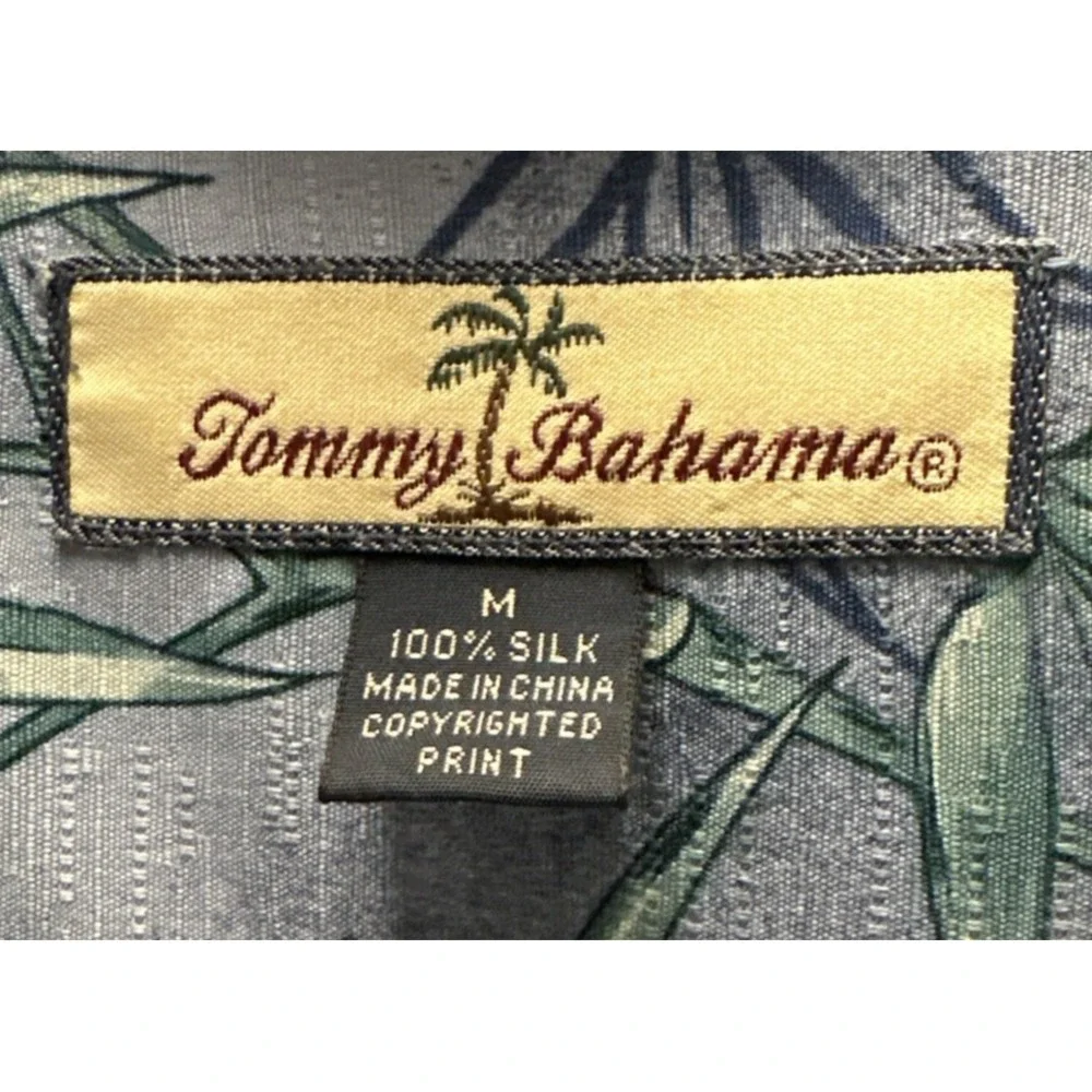 Tommy Bahama Men's Silk‎ Hawaiian Shirt Blue Palm Print Short Sleeve Button-Up M